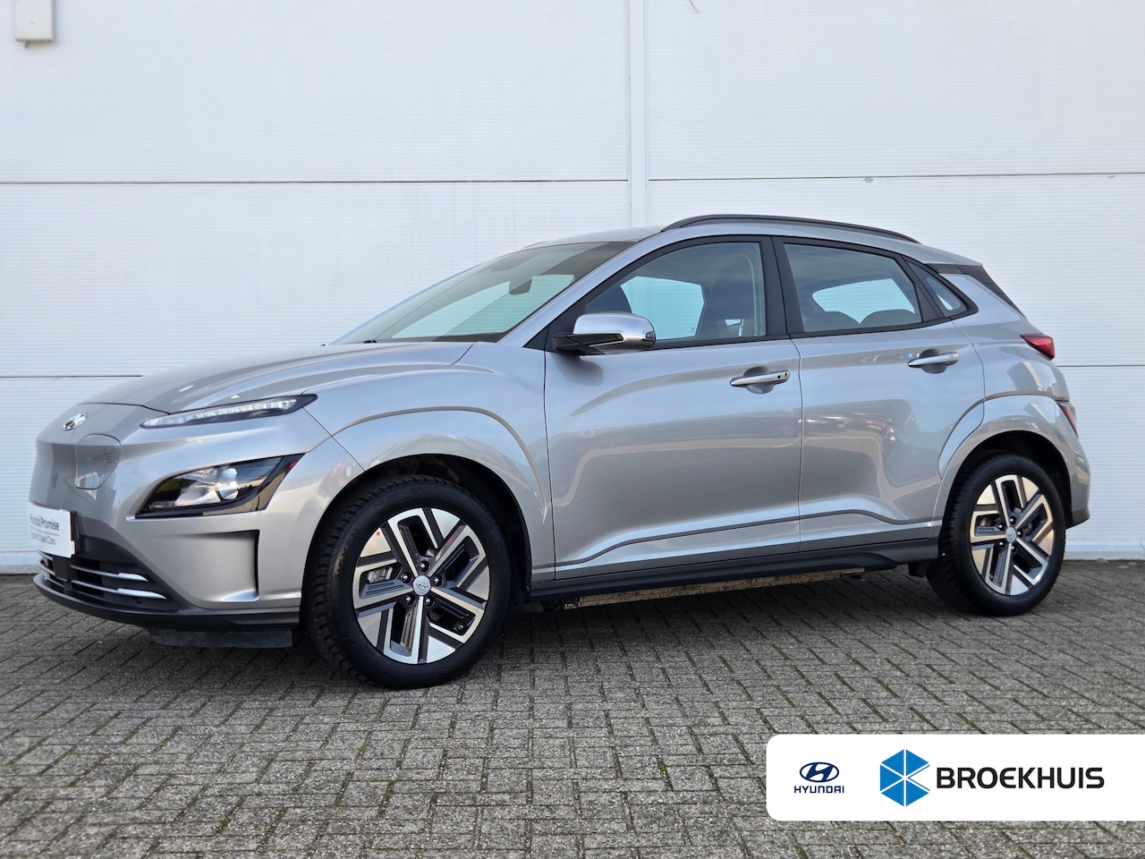 Hyundai Kona Electric - EV Comfort 39 kWh 39kWH 3-fase Cruise control / 39kWH 3-fase / bochtverlichting - AutoWereld.nl