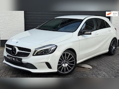 Mercedes-Benz A-klasse - 180 Ambition| Night Pakket | LED | Standkachel | Stoelverwarming | 18”