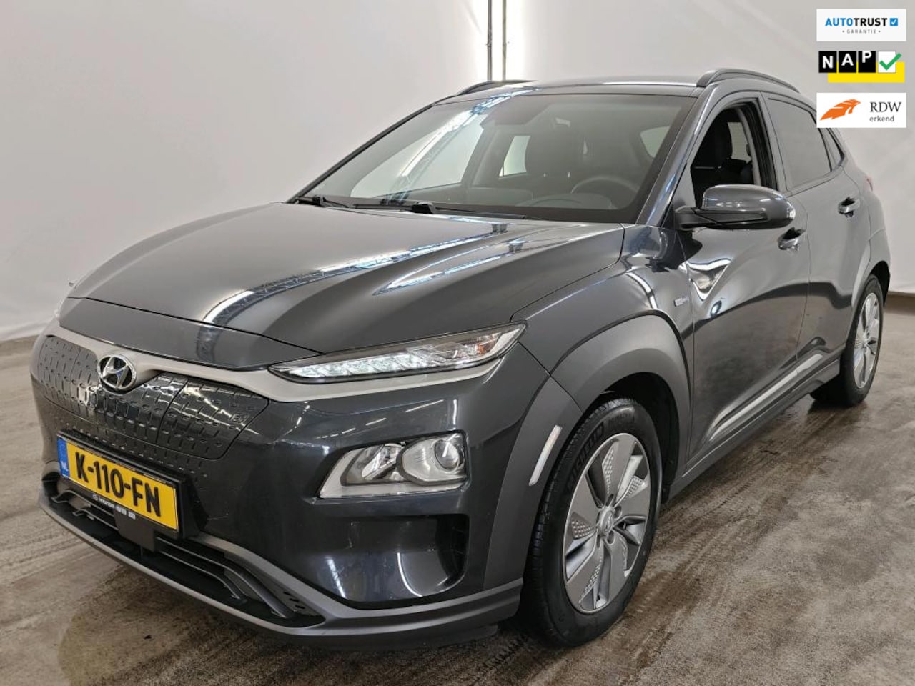 Hyundai Kona Electric - EV Fashion FASE 3 64 kWh SOH 100% WARMTEPOMP TREKHAAK - AutoWereld.nl
