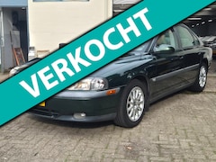 Volvo S80 - 2.4 Comfort van 1e eigenaar *Dealer onderh