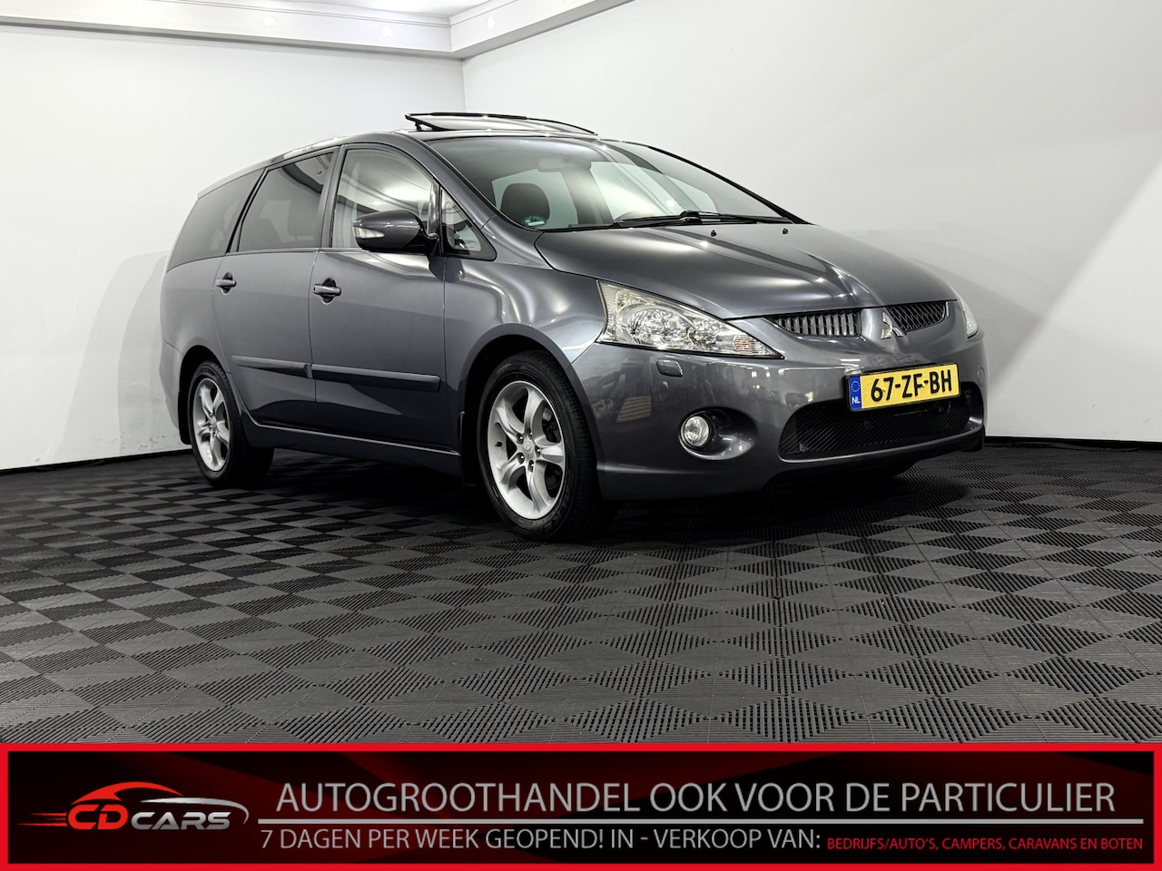 Mitsubishi Grandis - 2.4-16V Instyle 7P Schuifak, Leder, Camera, Navi, Mistlamp, Lichtmetalen velgen, Cruise co - AutoWereld.nl