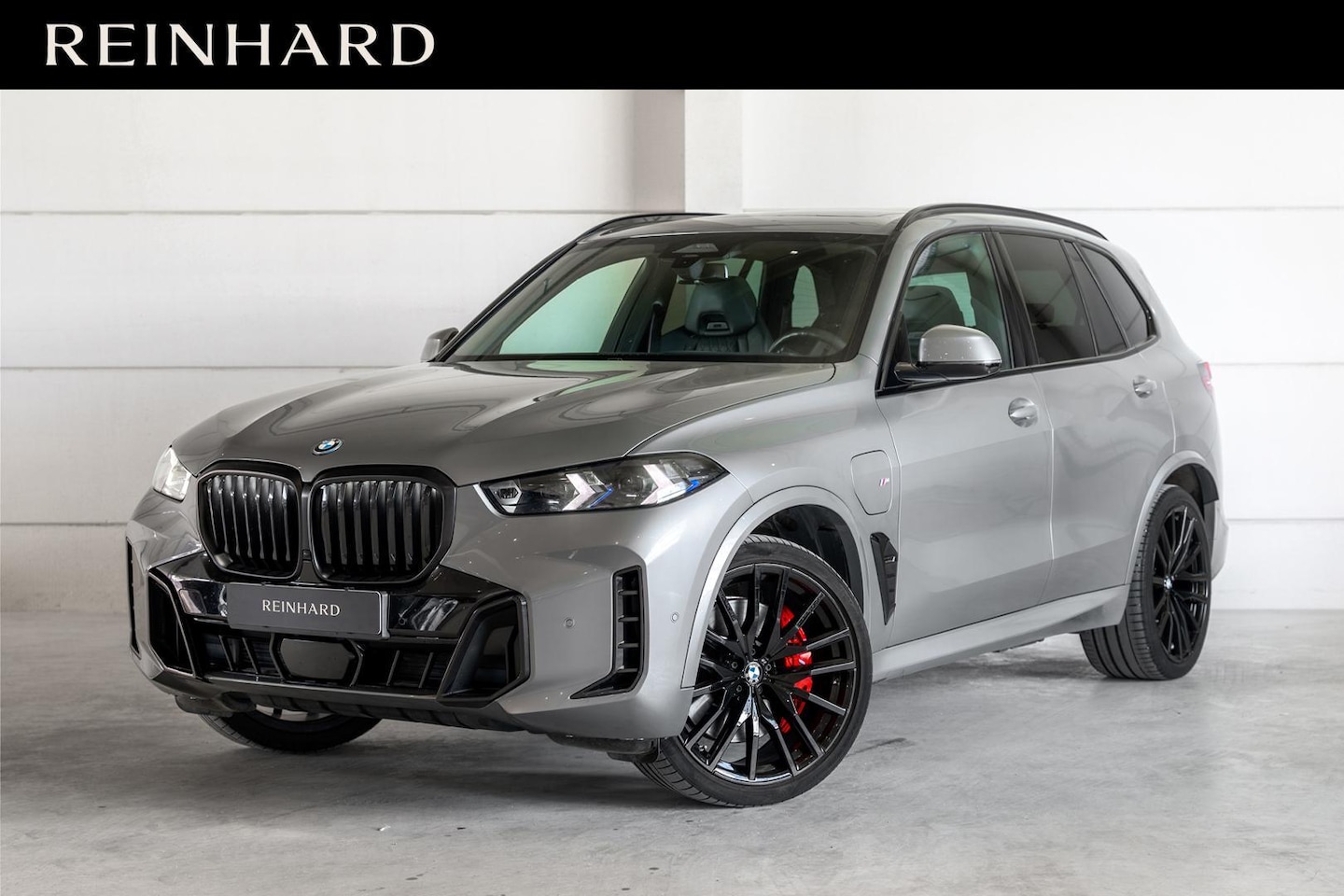 BMW X5 - xDrive50e / M Sport Pro / M Stoelen / Pano / Trekhaak / BSI / 22" / HUD / BTW - AutoWereld.nl