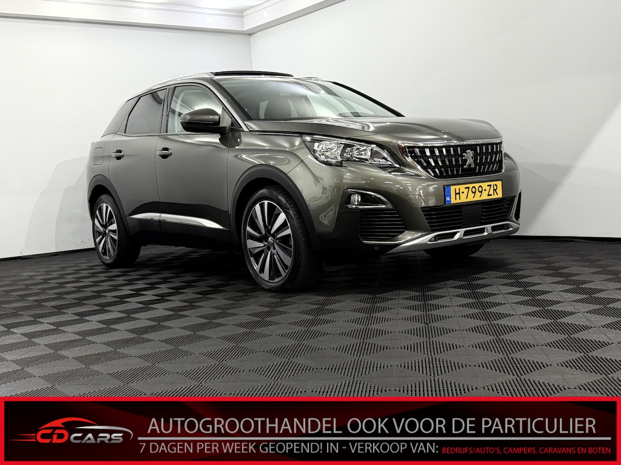 Peugeot 3008 - 1.2 PureTech Blue Lease Premium Avantage Panoramadak, Camera, Navi, Memory stoelen, Elektr - AutoWereld.nl