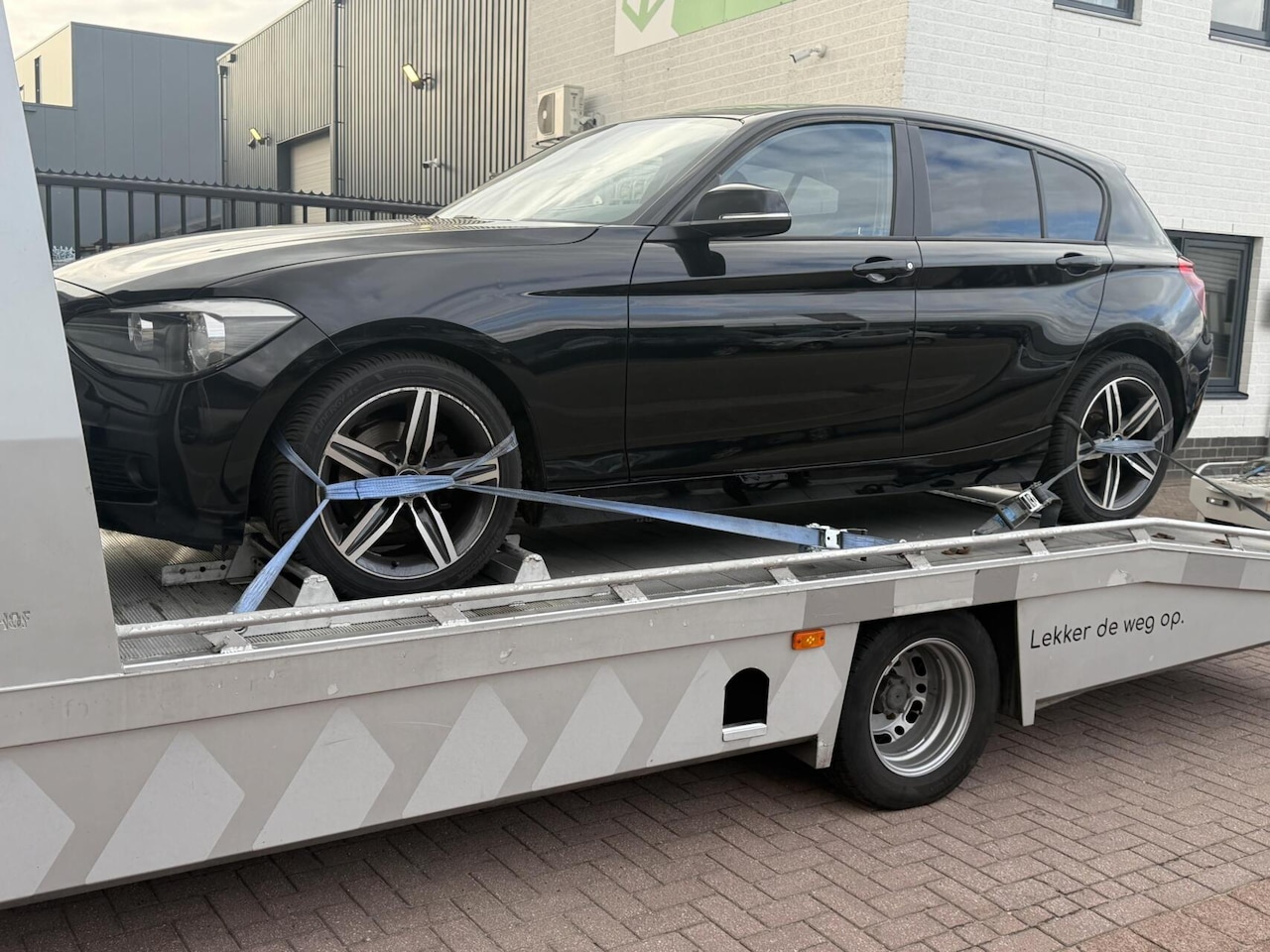 BMW 1-serie - 114i distributie versprongen - AutoWereld.nl