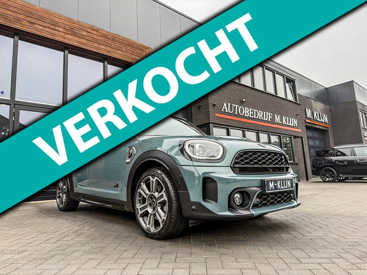 MINI Countryman - 1.5 Cooper S E ALL4 MINI Yours aut 220pk/Pano/Camera/19"/Head up/Btw - AutoWereld.nl