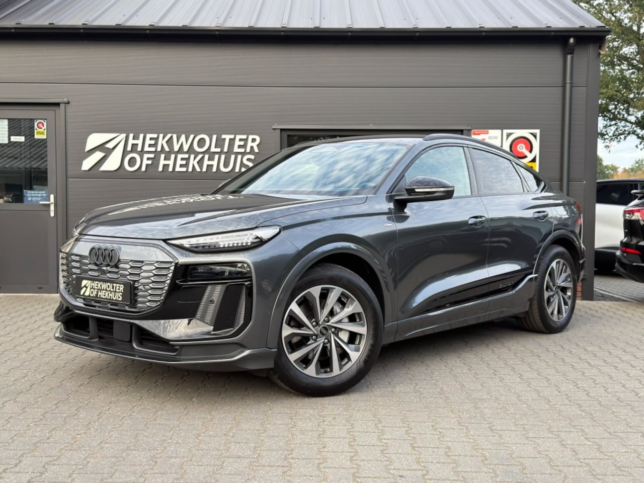 Audi Q6 Sportback e-tron - Performance 100 kWh 306 PK S-Line | Trekhaak | Tech Pro | 360 | - AutoWereld.nl