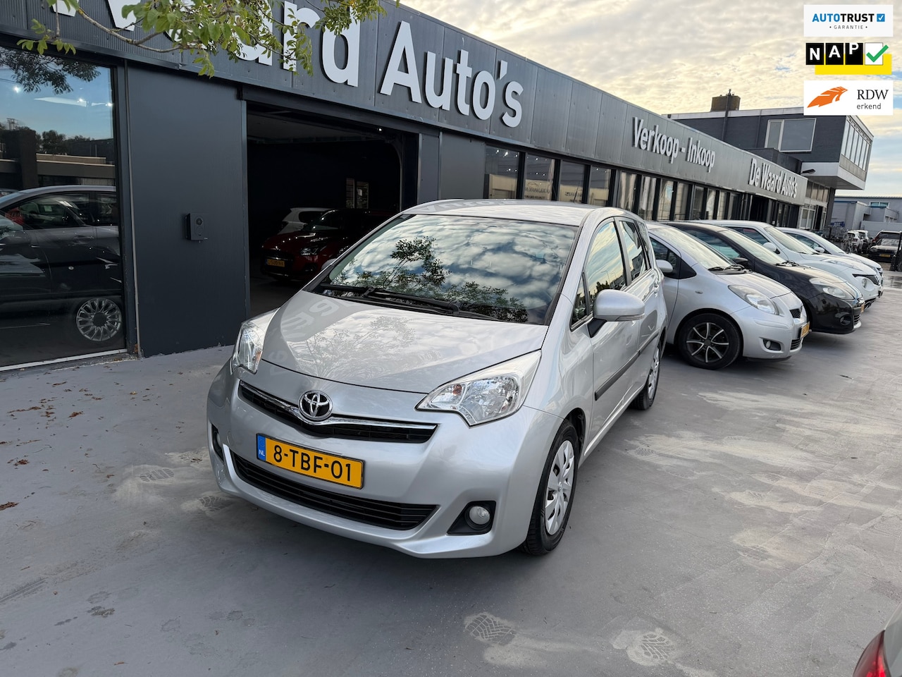 Toyota Verso S - 1.3 VVT-i Aspiration/automaat/airco/cruise/camera/NAP/dealer onderhouden/12 maanden garant - AutoWereld.nl