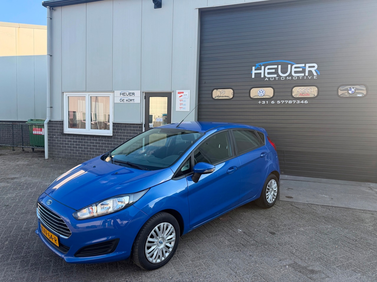Ford Fiesta - 1.25 Trend 82PK/Airco/Elekt Ramen/Elekt Spiegels/5- Deurs/USB/ APK 10-2027 - AutoWereld.nl