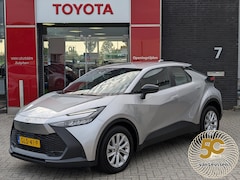 Toyota C-HR - 1.8 Hybrid 140 Active 4-SEIZOENSBANDEN ANDROID & APPLE DIGITALE TELLERS METALLIC LAK