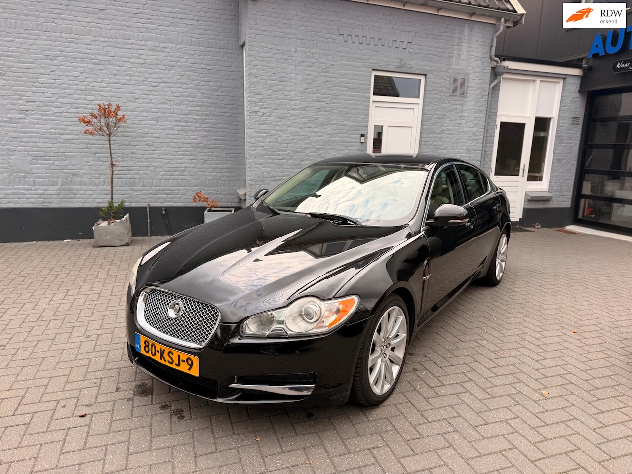 Jaguar XF - 3.0 V6 | YOUNGTIMER | LEER | CAMERA | ELEK. STOELEN | - AutoWereld.nl