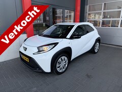 Toyota Aygo X - 1.0 VVT-i S-CVT Play