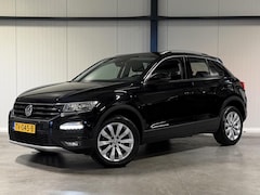 Volkswagen T-Roc - 1.0 TSI Style Carplay Cruise Trekhaak NAP