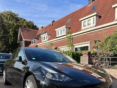 Tesla Model 3 - Long Range