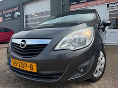Opel Meriva - 1.4 Turbo Cosmo van 2de Eig met trekhaak en parkeersensoren en navigatie en bluetooth en c