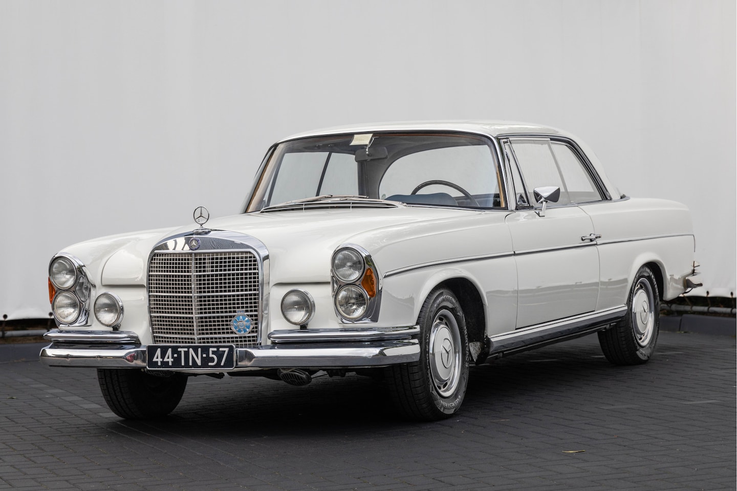 Mercedes-Benz 280 - SE Coupe - AutoWereld.nl