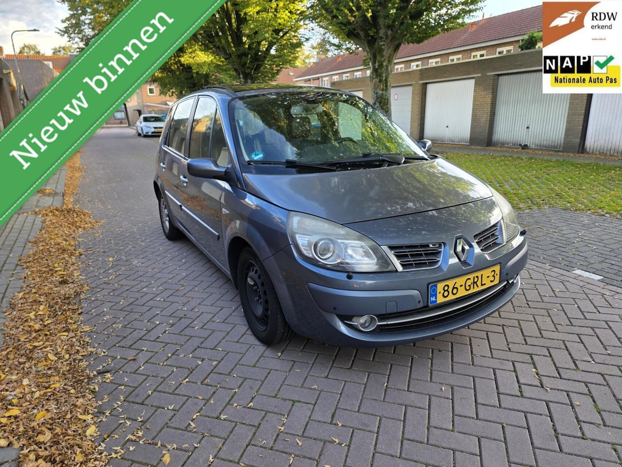 Renault Scénic - 1.6-16V Tech Line Airco/Pano/Navi/Trekh/APK27 - AutoWereld.nl