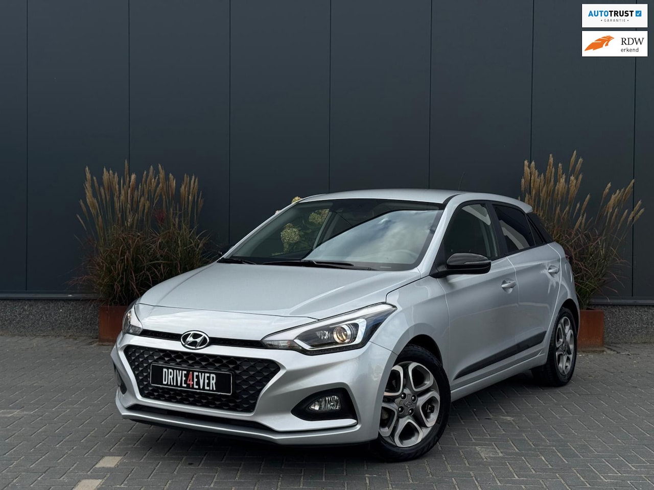 Hyundai i20 - 1.2 i-Motion LAGE KMSTAND|AIRCO|CR CONTROL|ELEK PAKKET - AutoWereld.nl