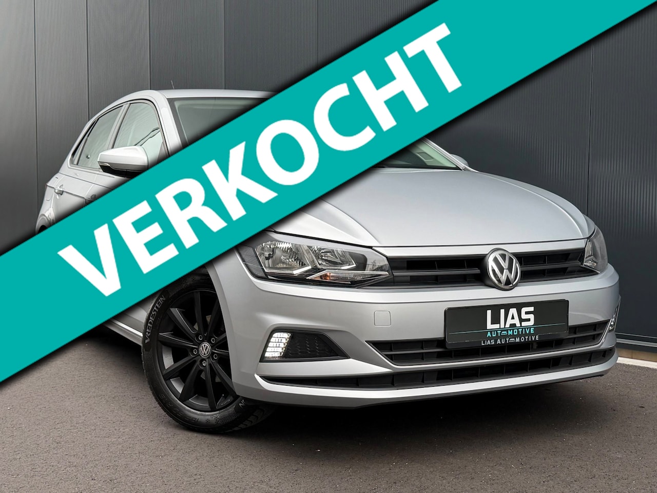 Volkswagen Polo - 1.0 Comfortline | 16 inch LM velgen | Airco | Start/stop systeem | Zuinig | Led dagrijverl - AutoWereld.nl