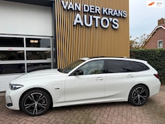 BMW 3-serie Touring - 330e M-Sport VOL MET OPTIES