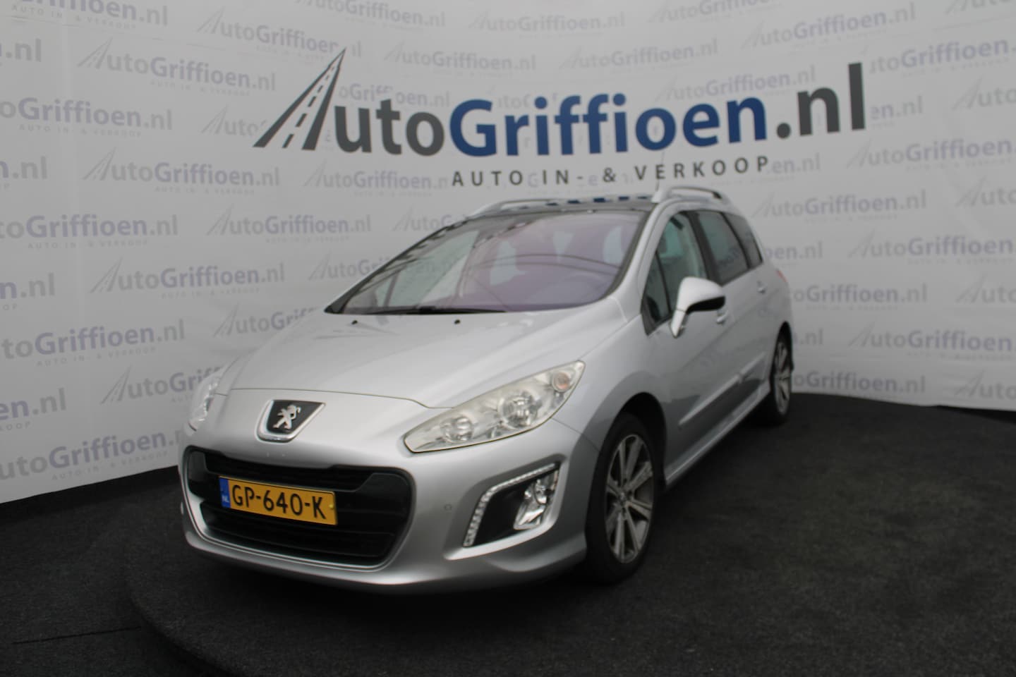 Peugeot 308 SW - 1.6 VTi Sportium keurige station met pano en stoelverwarming - AutoWereld.nl