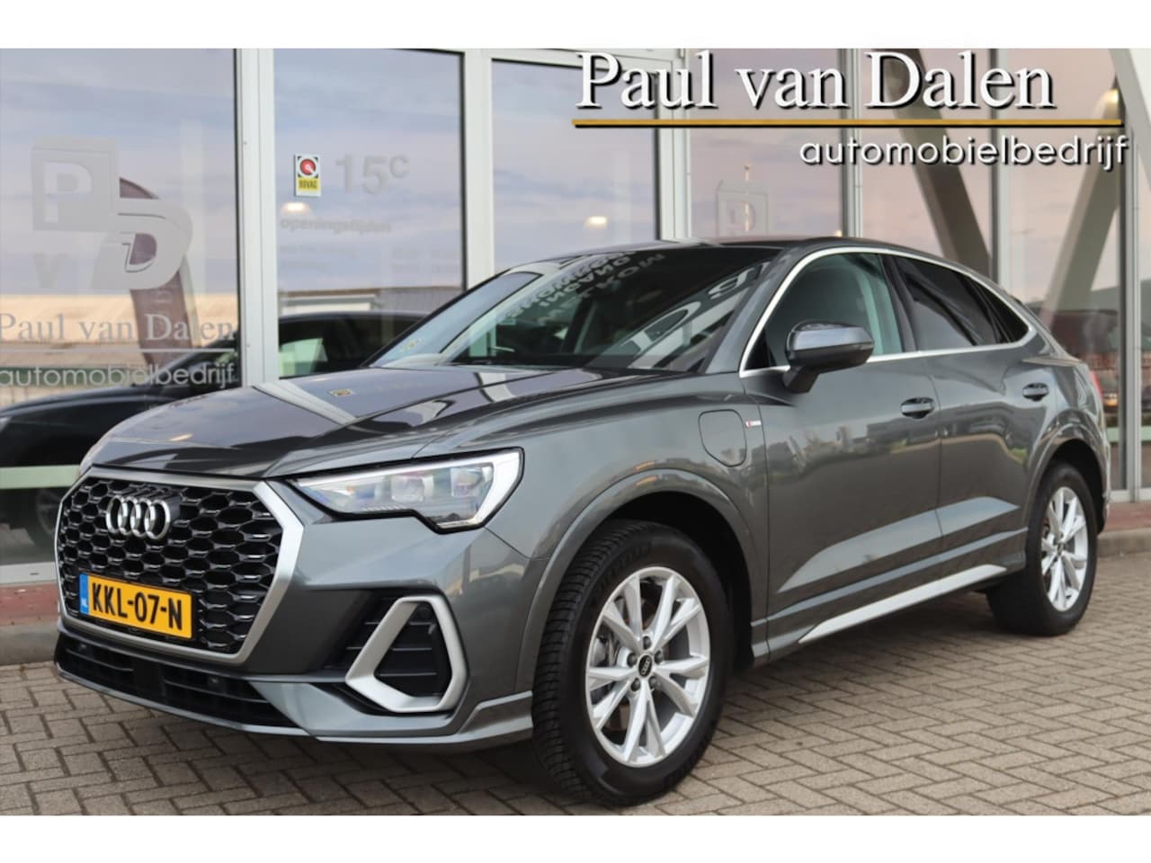 Audi Q3 Sportback - 45TFSIe 245PK AUTOMAAT S-LINE Navi Carplay | SOH 94% | Cruise | Digitaal Cockpit | Led | 1 - AutoWereld.nl