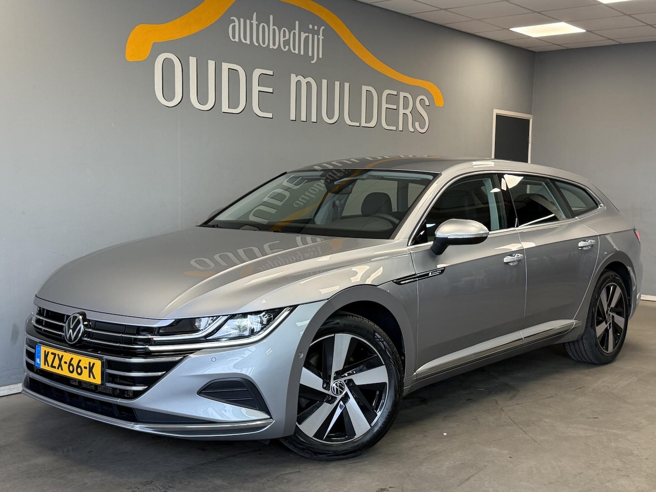 Volkswagen Arteon - 1.4 TSI eHybrid Elegance | Adaptive cruise | Houtinleg | Stoelverwarming voor + achter | N - AutoWereld.nl