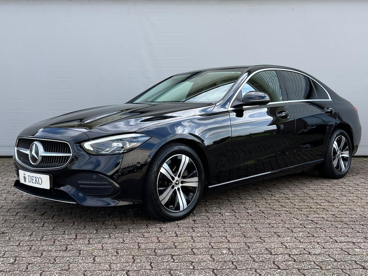 Mercedes-Benz C-klasse - 180 Sedan | Luxury line | Trekhaak | Mercedes motor! - AutoWereld.nl