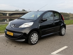 Peugeot 107 - 1.0-12V XS