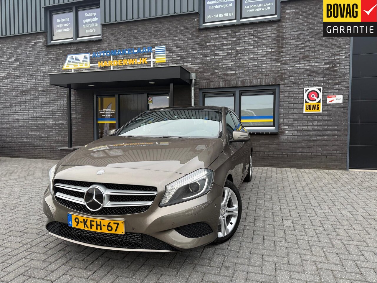 Mercedes-Benz A-klasse - 180 Ambition | 3E EIGENAAR | 3/6/12MND GARANTIE | AUTOMAAT | PANO | CRUISE | AIRCO | NAVI - AutoWereld.nl