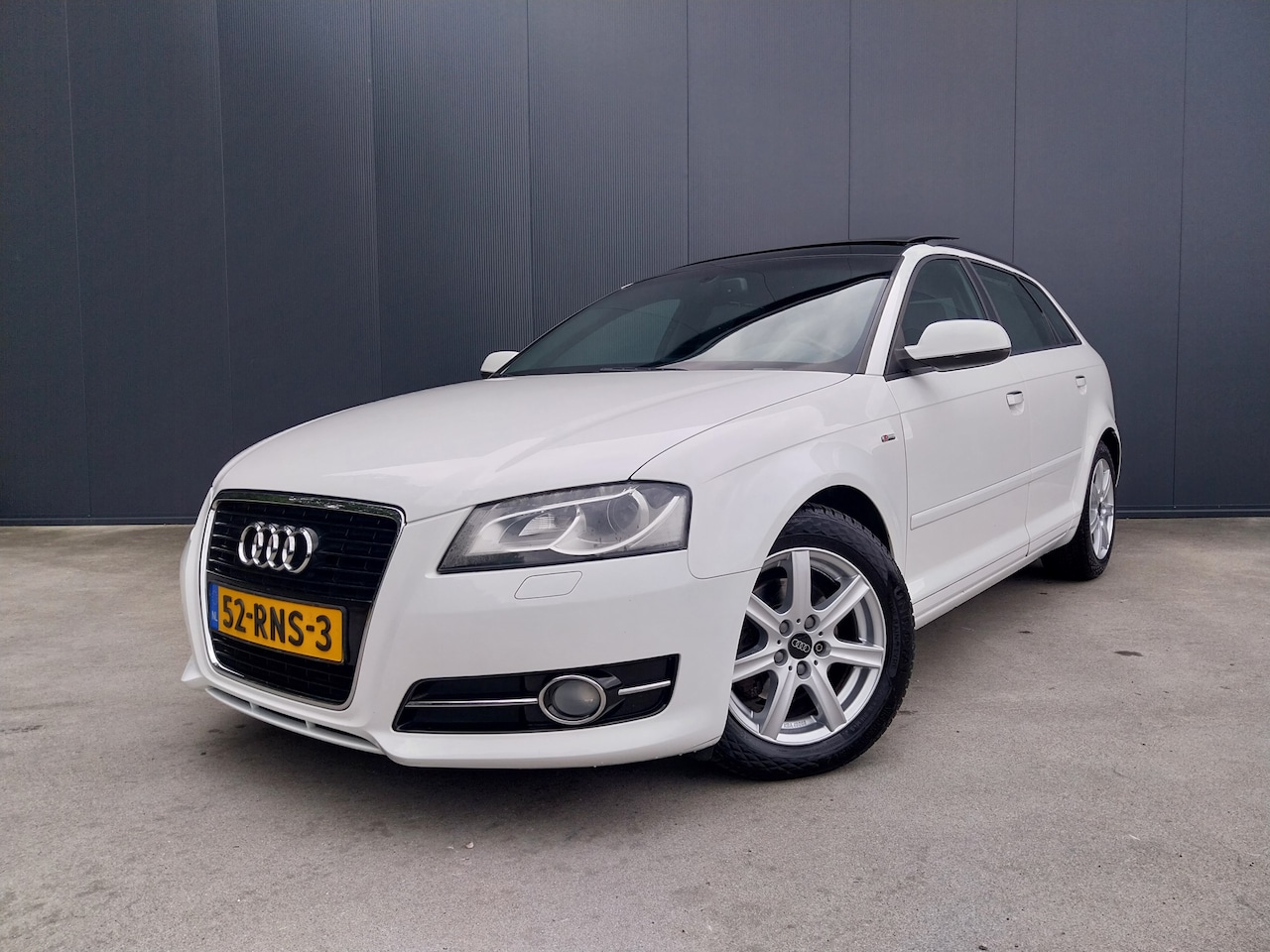 Audi A3 Sportback - 1.4 TFSI S LINE XENON LED NAVI CRUISE PANODAK ECC - AutoWereld.nl