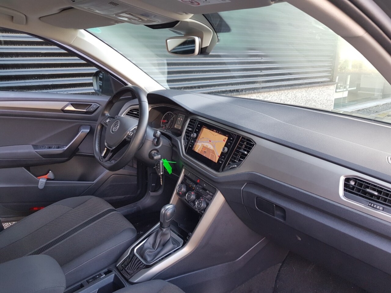 Volkswagen T-Roc - 1.5 TSI DSG Business/Style | Carplay | Adaptive | A. klep elektr. | All Season