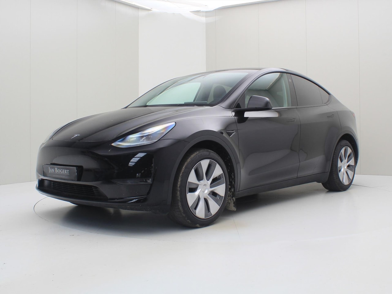 Tesla Model Y - Long Range AWD 75kWh 351pk [ TREKHAAK+AMD RYZEN+AUTOPILOT+19 INCH+PREMIUM AUDIO ] - AutoWereld.nl