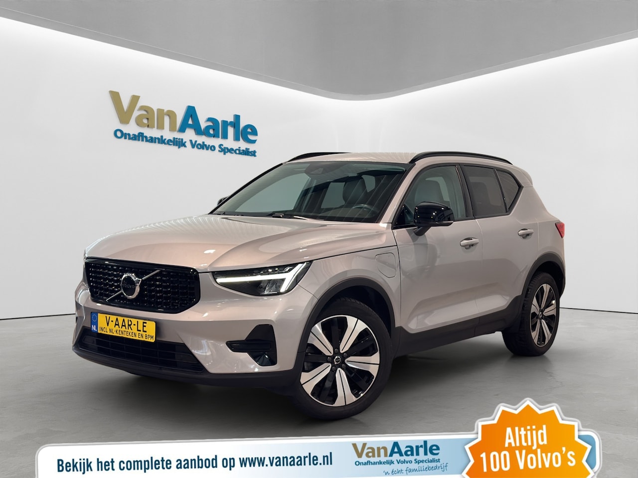 Volvo XC40 - T5 Aut. Plug-in Hybrid Plus Dark Leder Stoelverwarming Leder Parkcam 262pk - AutoWereld.nl