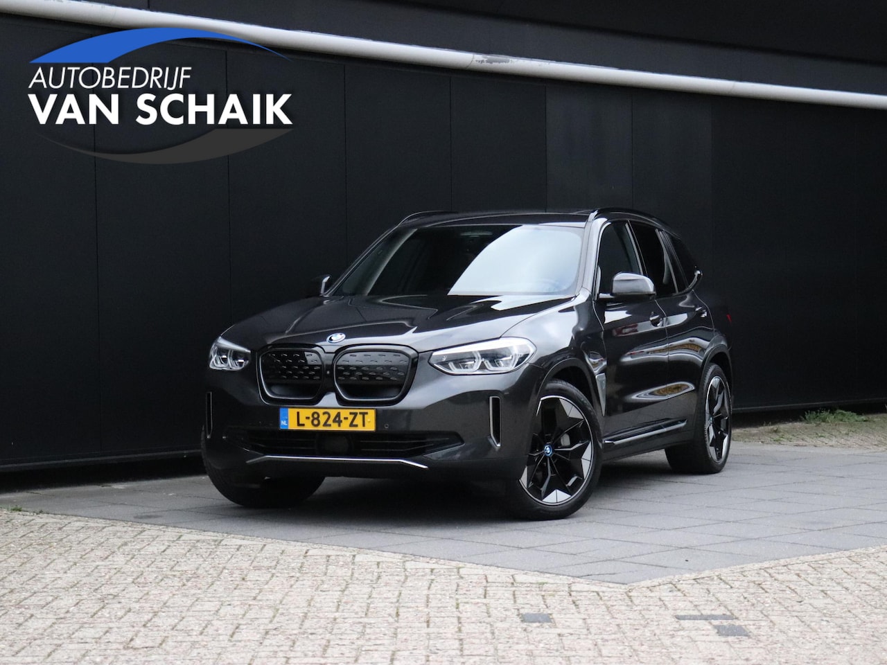 BMW iX3 - High Executive 80 kWh | LEDER | MEMORY | H&K | PANO-DAK | 360° CAMERA | HEAD-UP | ADAPT. C - AutoWereld.nl