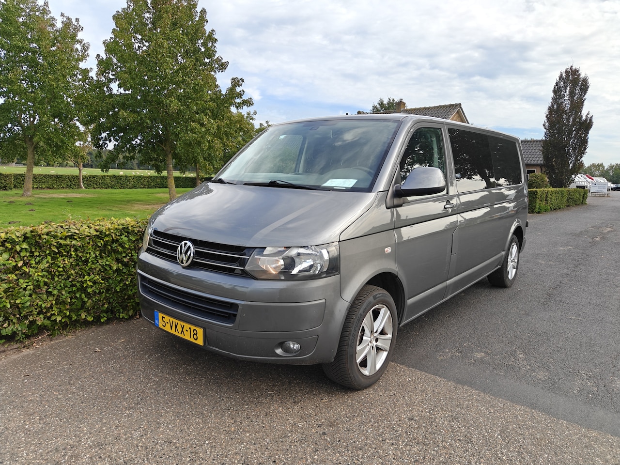 Volkswagen Transporter - 2.0 TDI L2H1 DC Comfortline AIRCO/DSG BJ 2011 - AutoWereld.nl