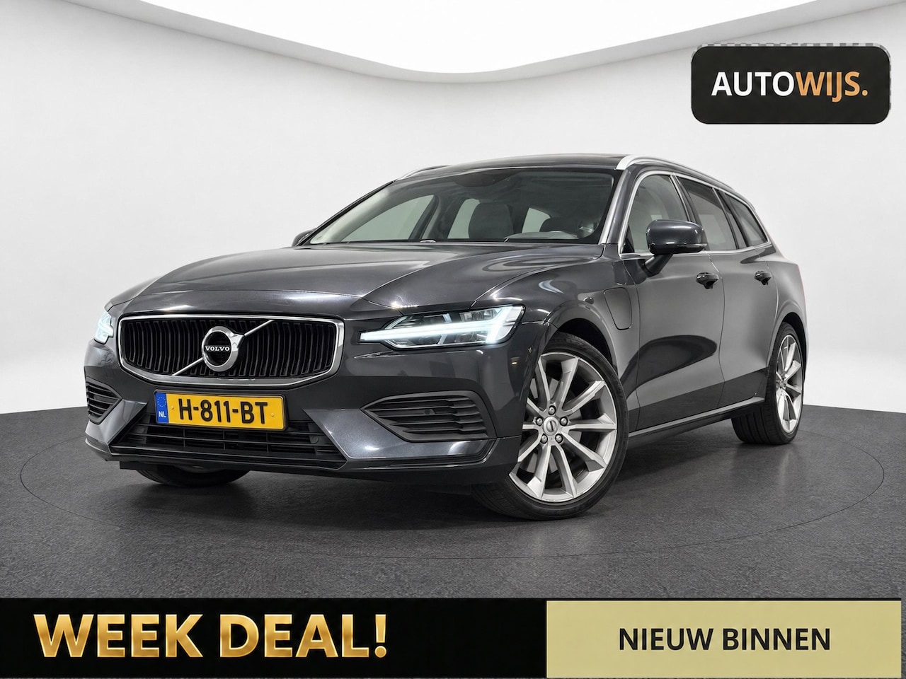 Volvo V60 - 2.0 T6 Twin Engine AWD Momentum Pro|PANO|CAMERA|STOELVERW|NL AUTO - AutoWereld.nl