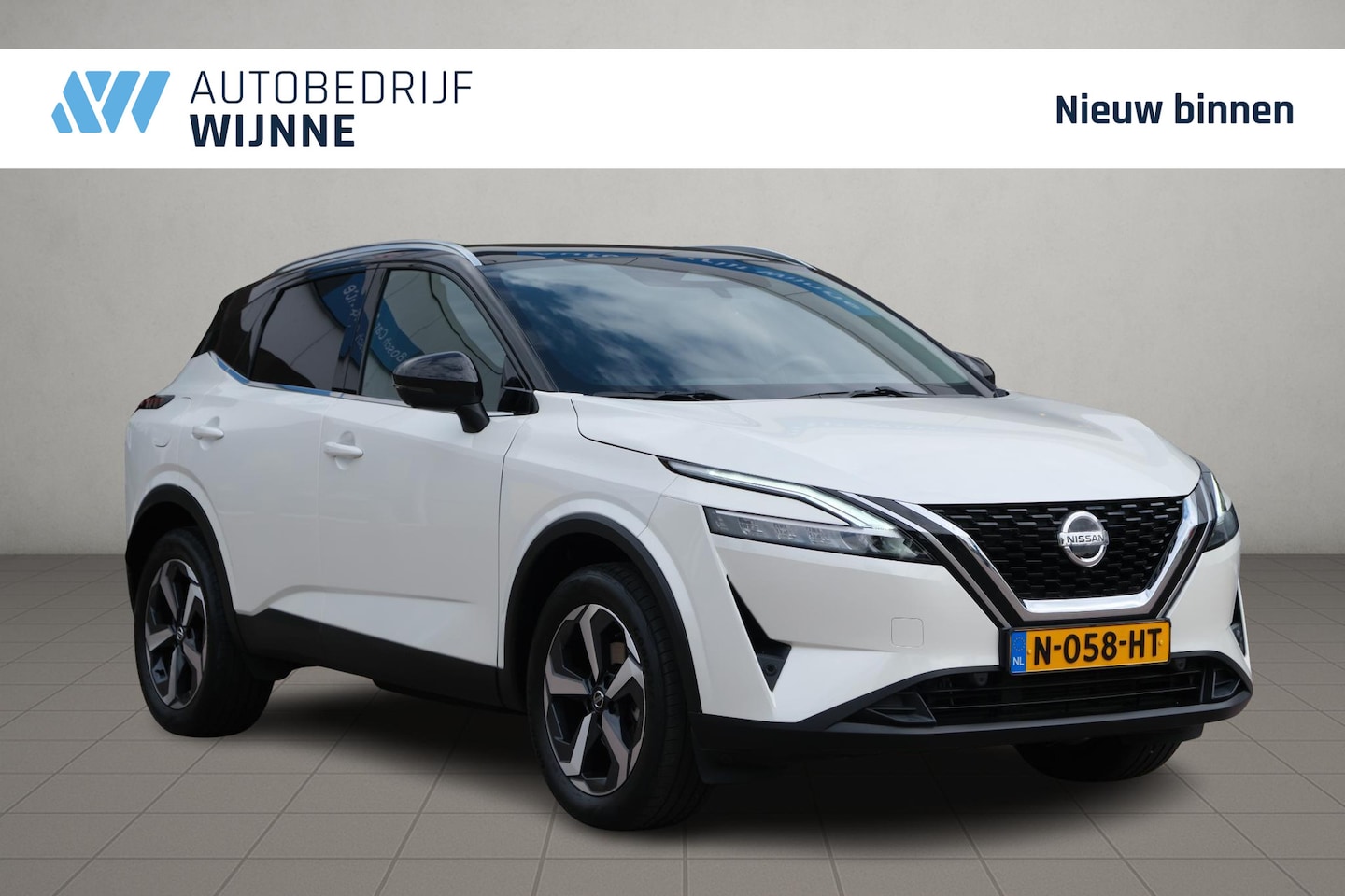 Nissan Qashqai - 1.3 MHEV 158pk Xtronic Premiere Edition | Navi | Panoramadak | Trekhaak | Camera | Dodehoe - AutoWereld.nl