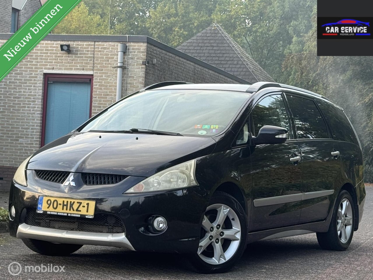 Mitsubishi Grandis - 2.4-16V InSport|NAP|APK|TREKHAAK|7PERSOON - AutoWereld.nl