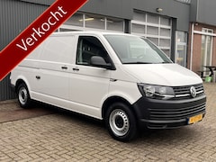 Volkswagen Transporter - 2.0 TDI L2H1 Airco Cruise controle Kastinrichting Sortimo Parkeersensoren achter Telefoonv