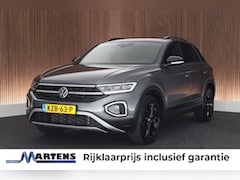 Volkswagen T-Roc - 1.5 TSI 150pk DSG Style Black Style Camera Stoelverwarming Navigatie Virtual Cockpit