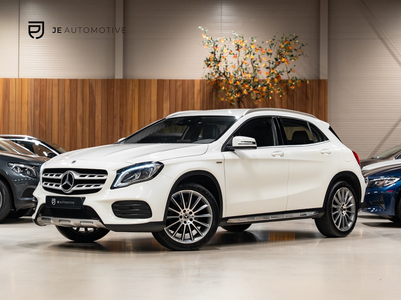 Mercedes-Benz GLA-Klasse - 200 AMG AUT, Facelift, Voll Led, Navi, Leder, Camera, Cruise, Clima, Private Glas, PDC, Vo - AutoWereld.nl
