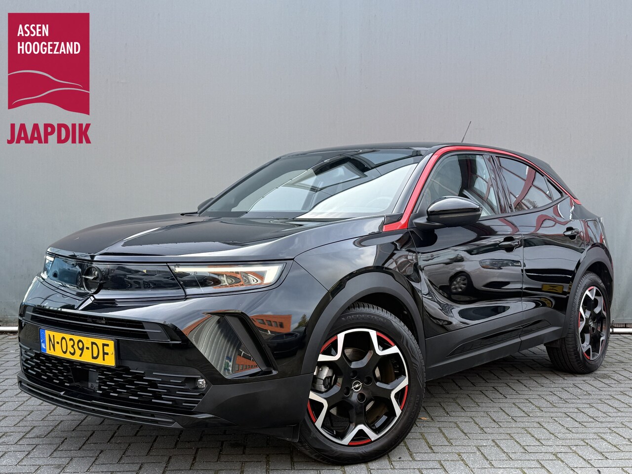 Opel Mokka-e - BWJ 2021 GS Line 50-kWh 11kw bl. ADAPTIVE CRUISE | CARPLAY | CAMERA | CLIMA | ZWARTE HEMEL - AutoWereld.nl