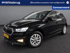Skoda Fabia - 1.0 TSI Selection / Fabriekgarantie 2028 / App connect / Parkeersensoren achter / Lichtmet