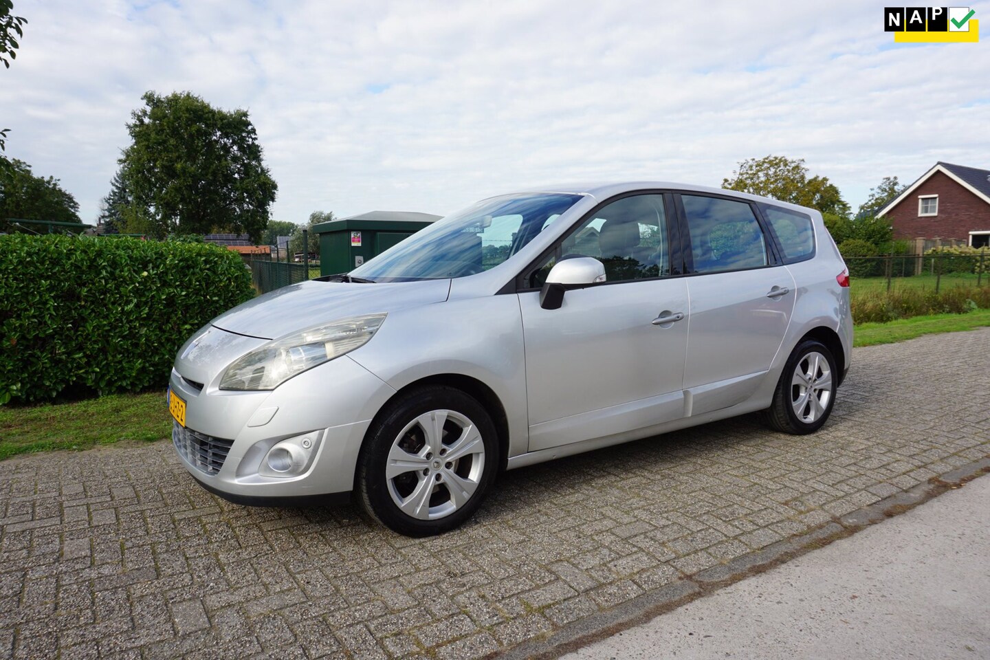 Renault Grand Scénic - 1.4 TCe Dynamique 1.4 TCe Dynamique - AutoWereld.nl