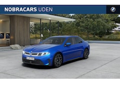 BMW i3 - 50 xDrive M Sport / 3D Head-Up / Harman Kardon / Stoelverwarming / Adaptieve LED / Getint