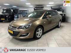 Opel Astra - 1.4 Turbo Cosmo Climate control, Trekhaak