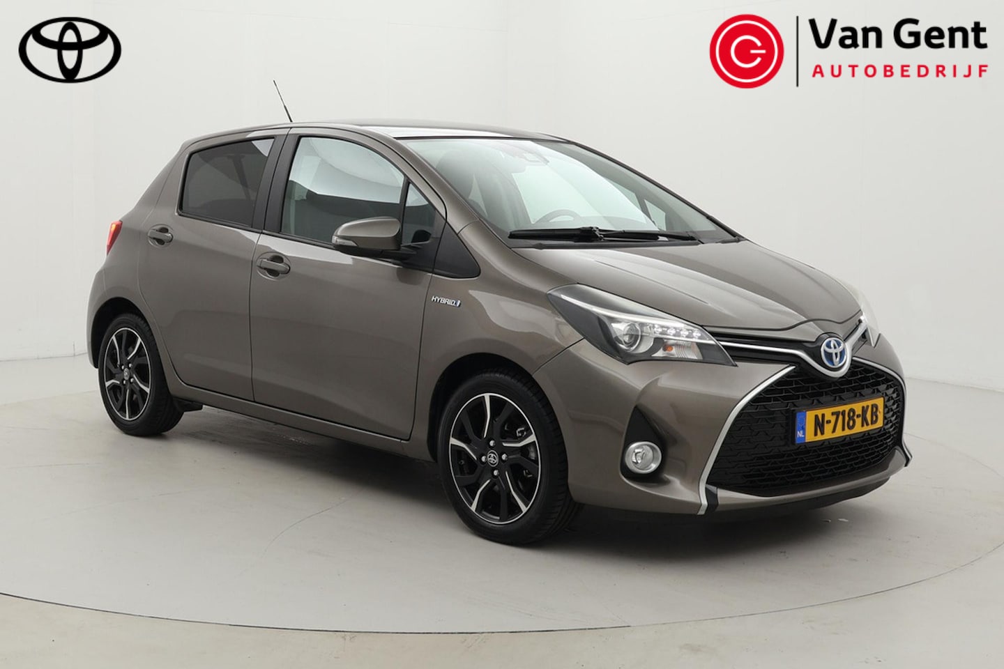 Toyota Yaris - 1.5 Hybrid Dynamic | Panoramadak | Cruise Control | Clima | Camera | 16 inch | Rijstrookse - AutoWereld.nl