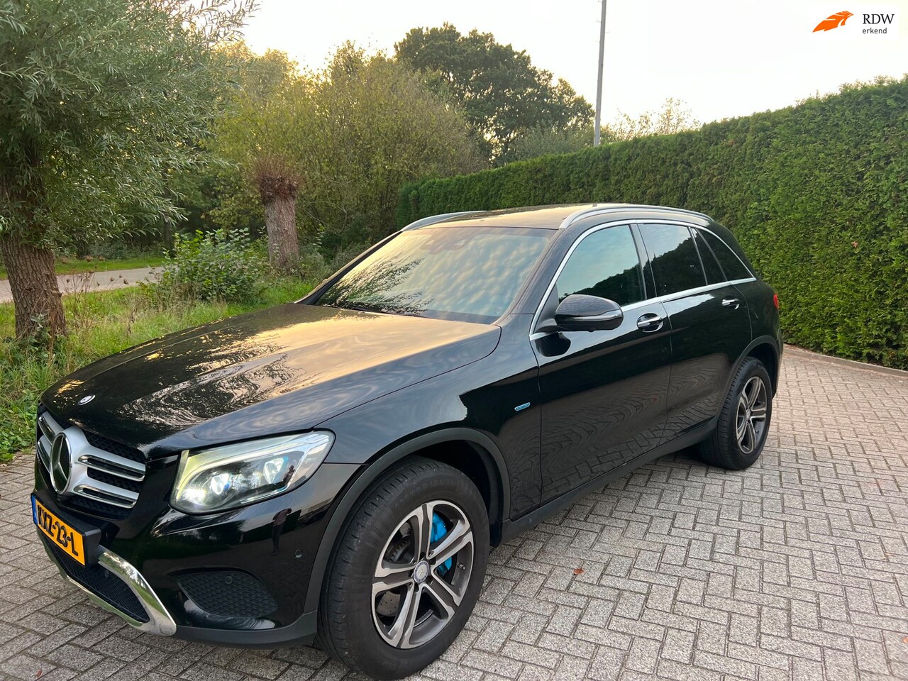 Mercedes-Benz GLC-klasse - 350e 4MATIC PANNODAK ECC LEER - AutoWereld.nl