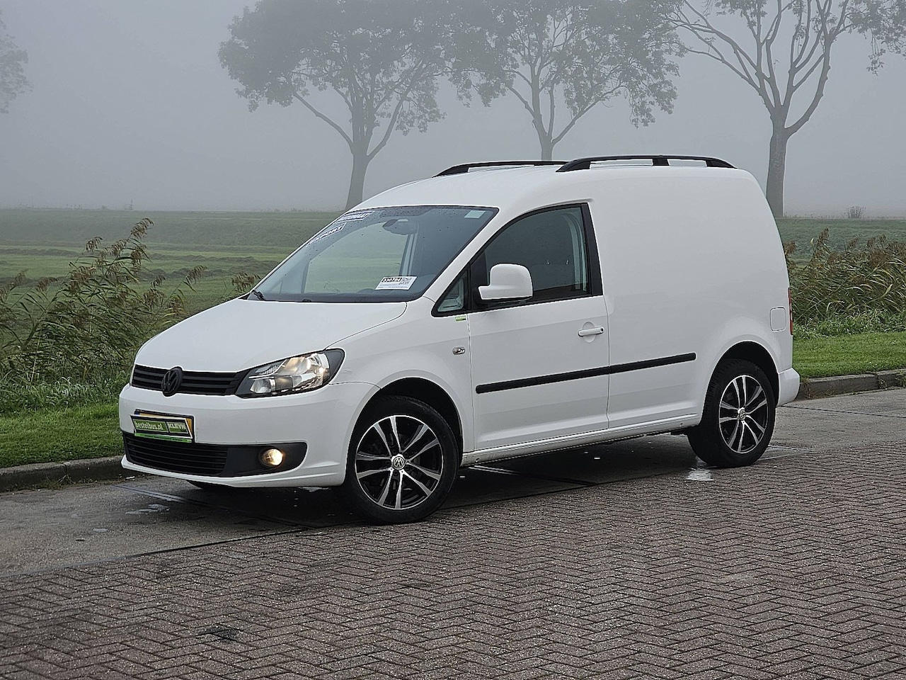 Volkswagen Caddy - 1.6 L1 Automaat 102Pk! - AutoWereld.nl