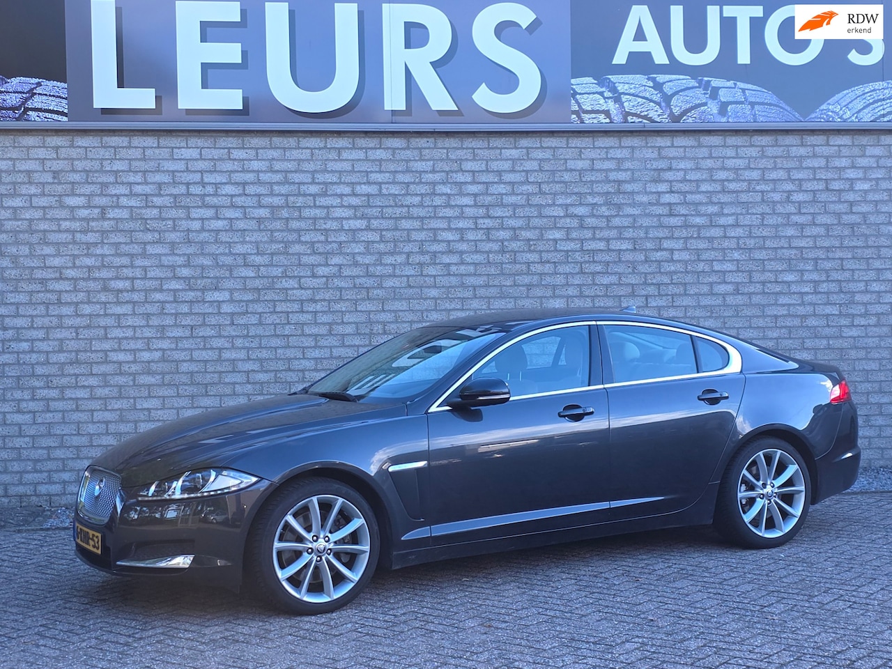 Jaguar XF - 3.0 V6 AWD Leer/Trekhaak - AutoWereld.nl